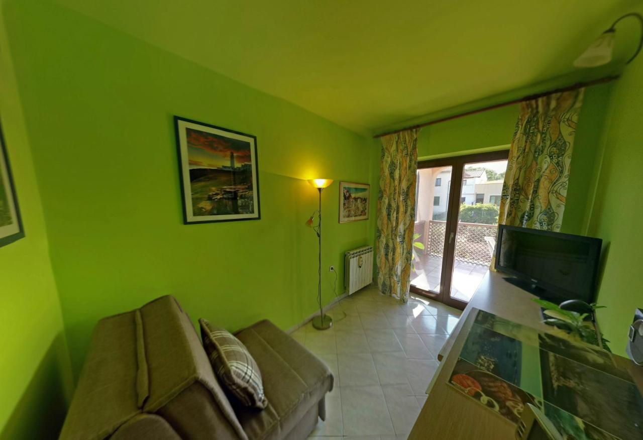 Anica Apartment Баньоле Екстериор снимка